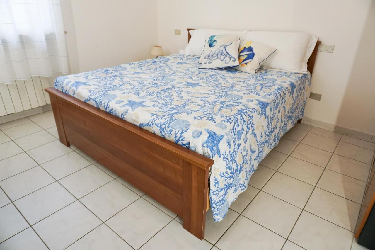 Al Mare Da Nonna Me' Apartment Porto Sant'Elpidio Bagian luar foto
